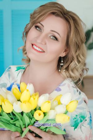 195302 - Marina Age: 42 - Ukraine