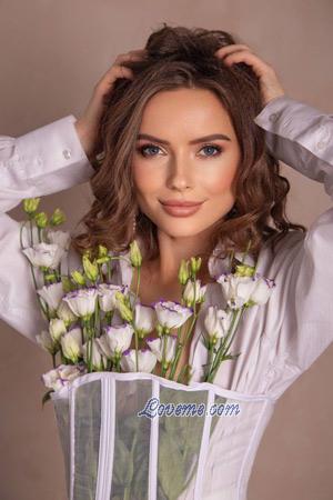 210861 - Olesya Age: 34 - Poland