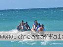 cartagena-women-boat-1104-43